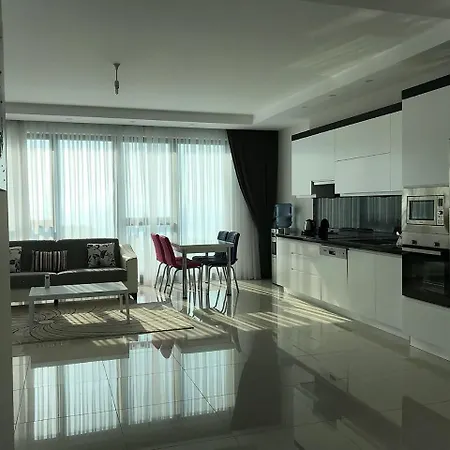 Konak Seaside 2+1 Luxury Махмутлар